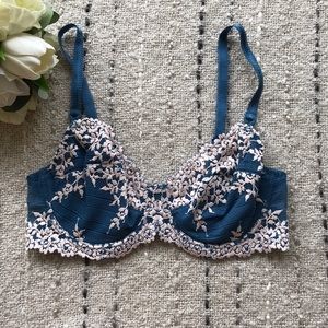 Wacoal Embrace Lace Underwire Bra